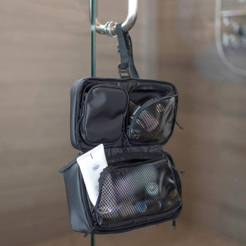 NOMATIC Toiletry Bag Makeup Essentials stores cosmetics in a compact case.