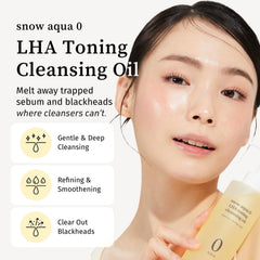 NOONI Snow Aqua pour closeup showing silky cleansing oil texture.