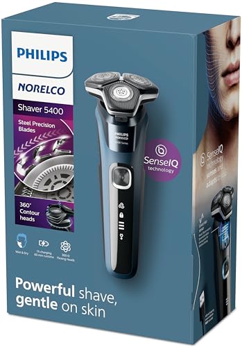 Norelco Shaver 5400 compact design for easy handling and travel