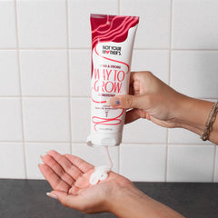 Not Your Mother's Way to Grow shampoo lather showcases thorough cleansing.