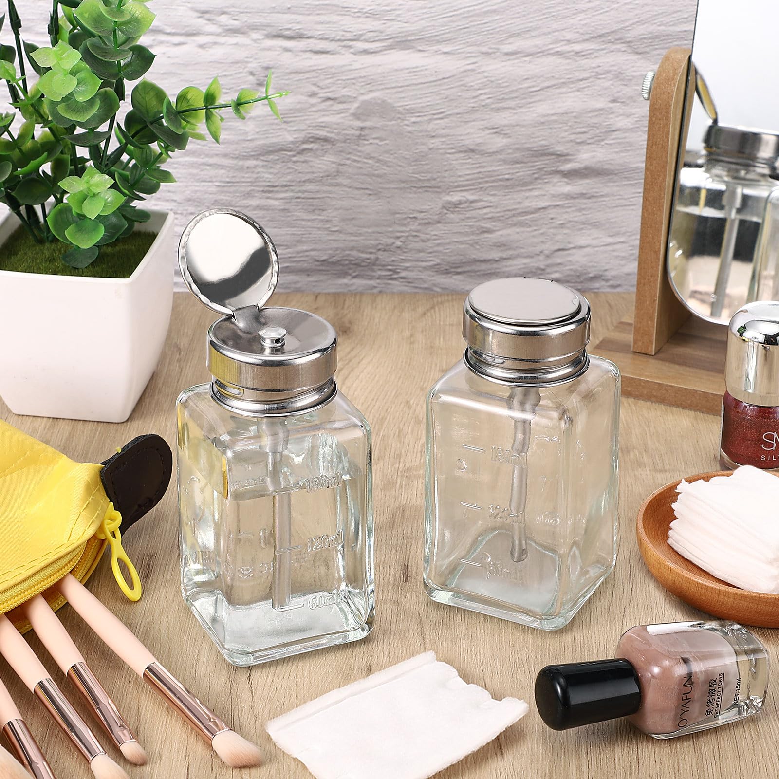 Noverlife clear bottle supports quick identification of remover type