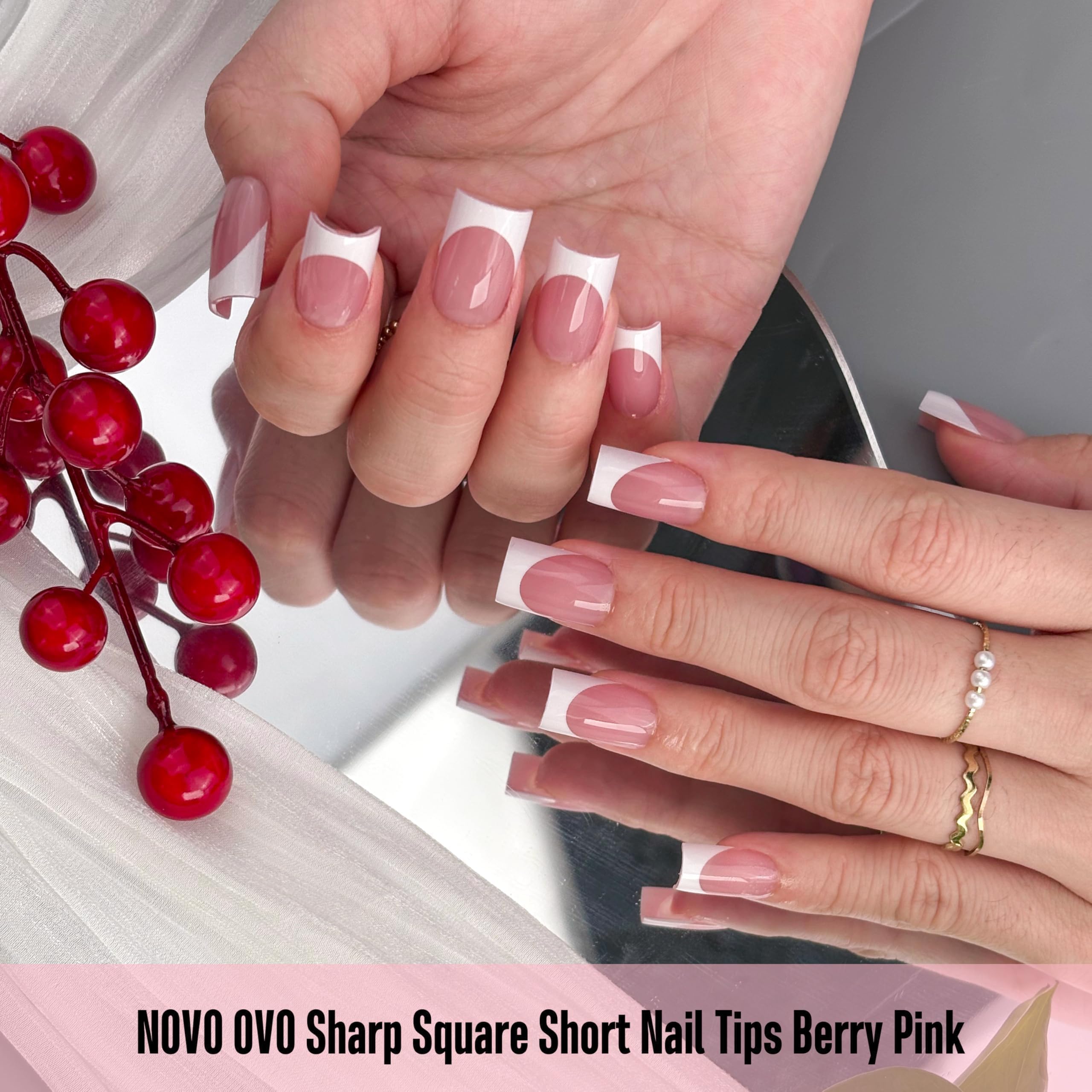 NOVO OVO 15-size nail tips fit a wide range of nails for precise styling.