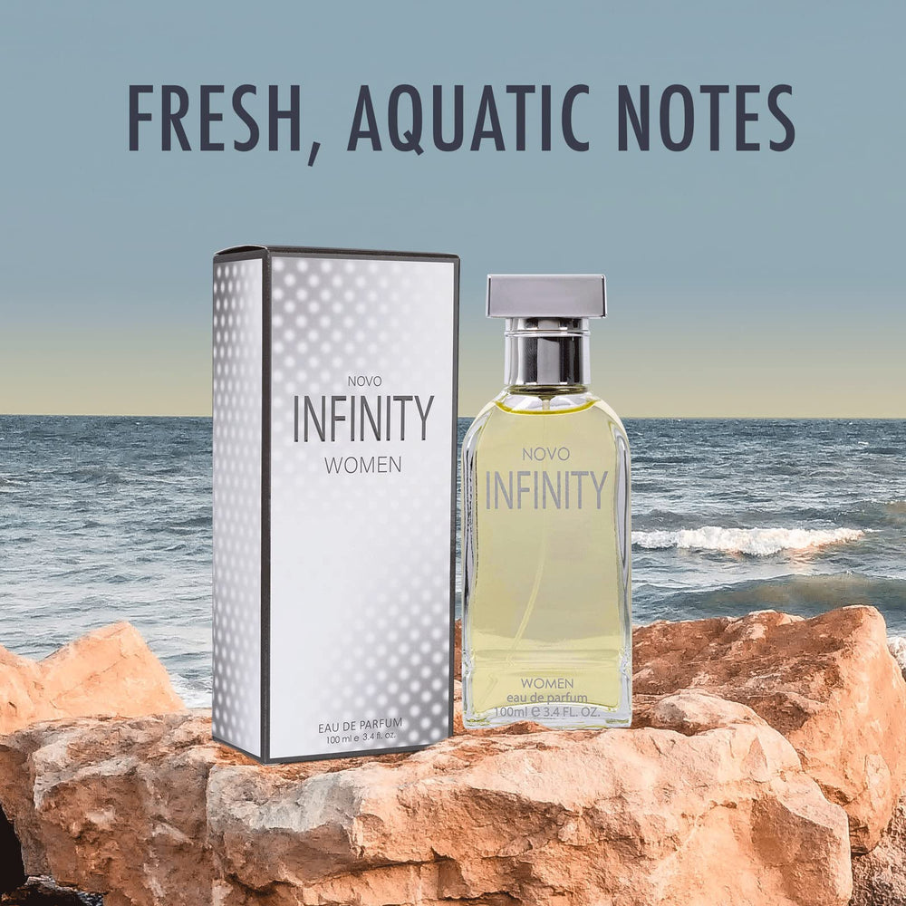 NovoGlow Infinity for Women spray action captured for easy all-day wear.