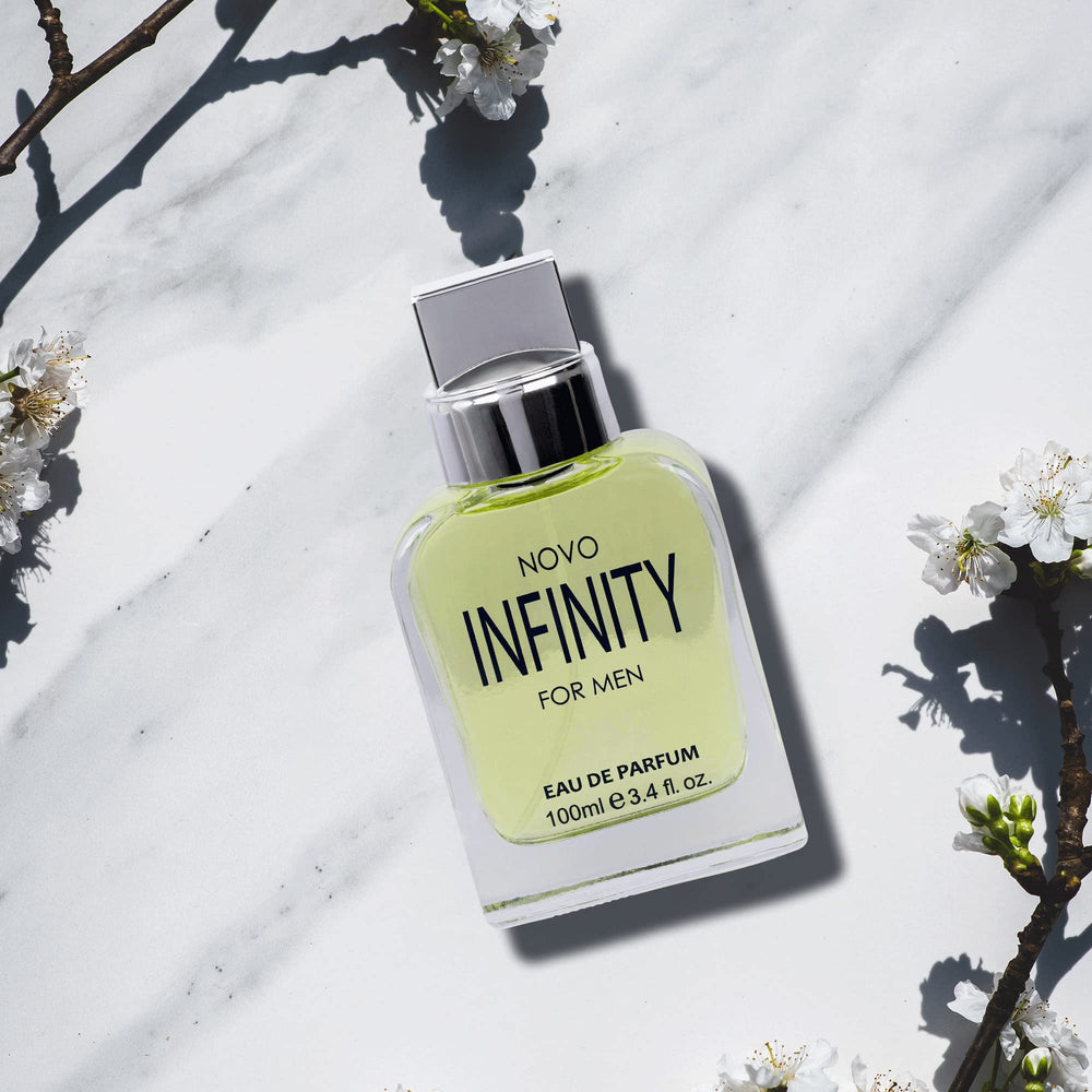  NovoGlow Novo Infinity top-note citrus close-up, crisp opening