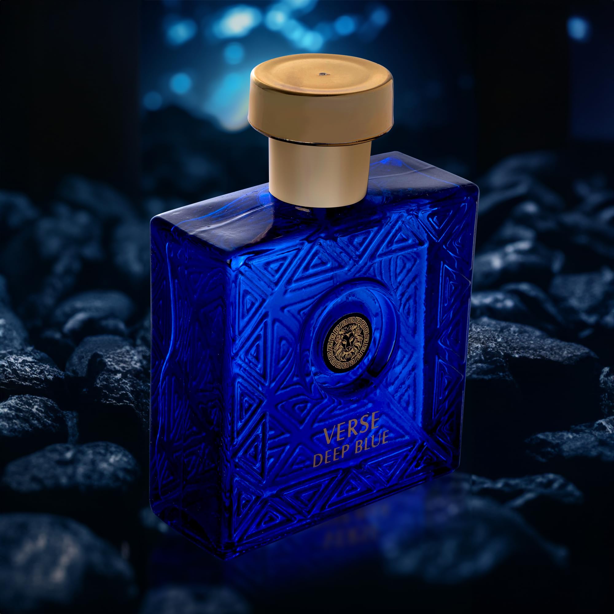 NovoGlow Verse Deep Blue spray application for easy daily use.