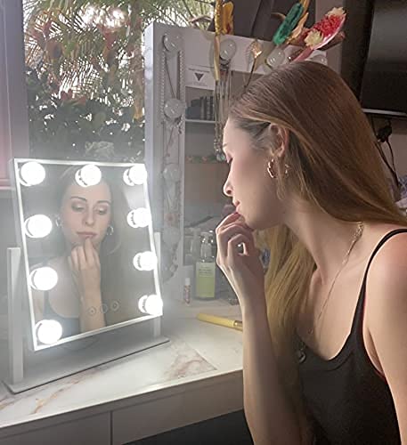 NUSVAN mirror's 50,000-hour LED life means long-lasting, maintenance-free lighting.