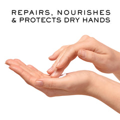 Nuxe Rêve de Miel natural-origin ingredients close-up for gentle care.