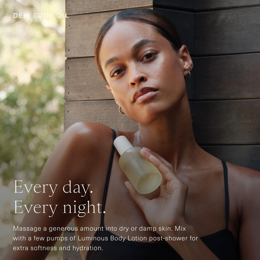 Oak Essentials Dew Body Oil amber bottle signals premium, clean ingredients for gentle care.
