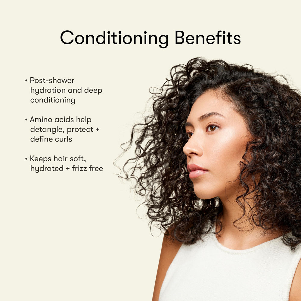 Closeup of texture of Odele vegan leave-in conditioner