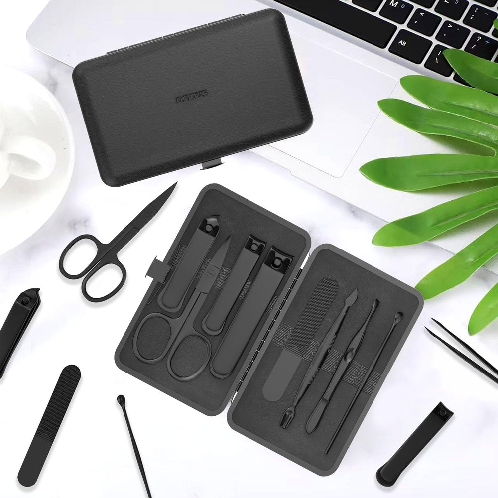 OFIDUS double-headed cuticle pusher helps clean and prep nails