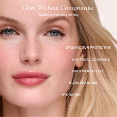 Ogee PROTECT Primer SPF 40 application-ready image illustrating quick, even base before makeup