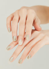 ohora N Green Tea nails on finger closeup demonstrates quick beginner-friendly application