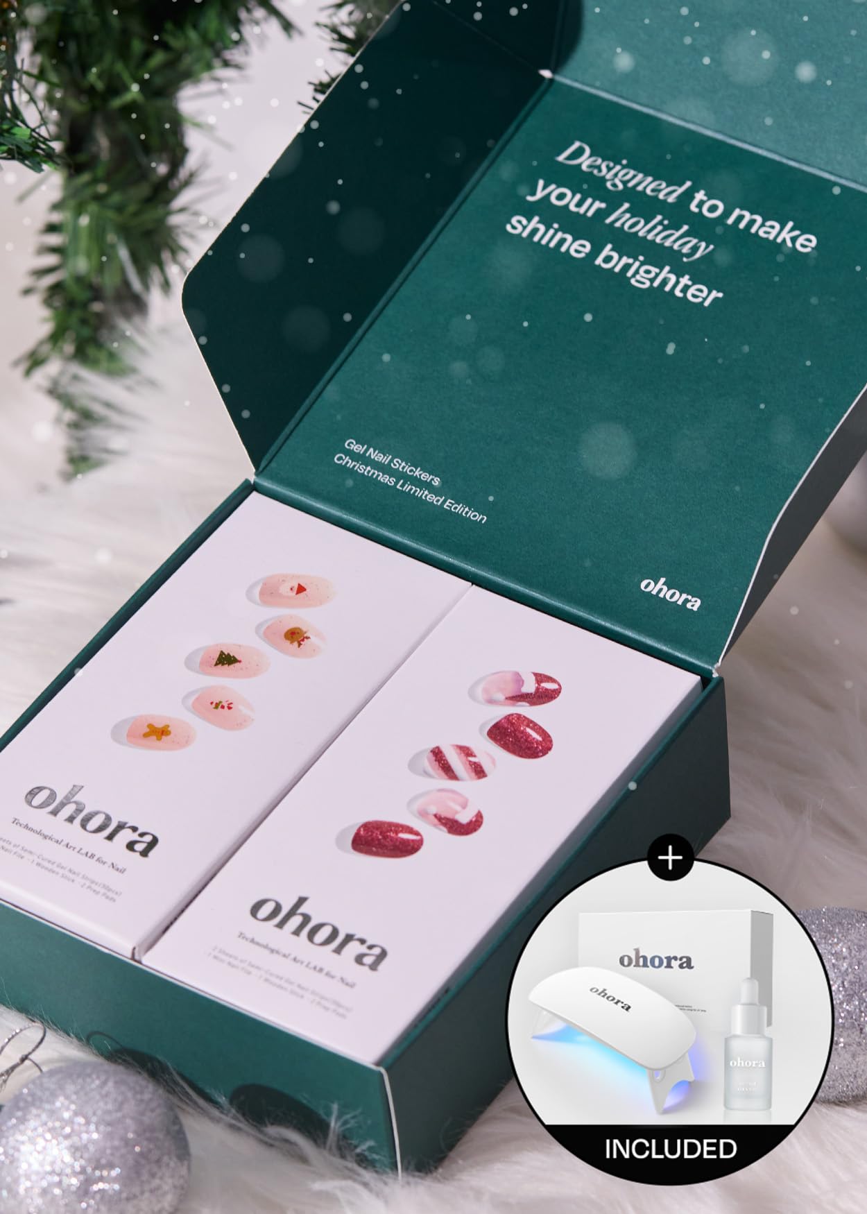 ohora santa-cane designs on nails suggest seasonal style and easy outfit coordination