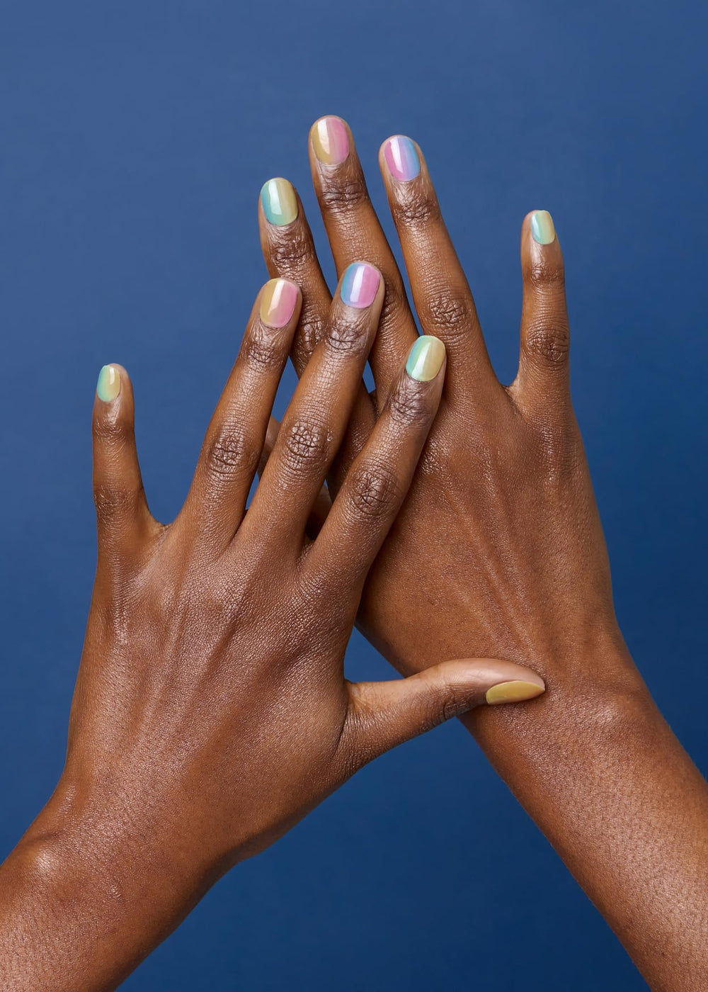 Ohora N Pastel Yellow Ombre closeup showing even color and smooth gradient.