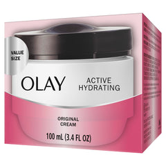 Aplicación diaria de Olay Activa para nutrición del rostro.