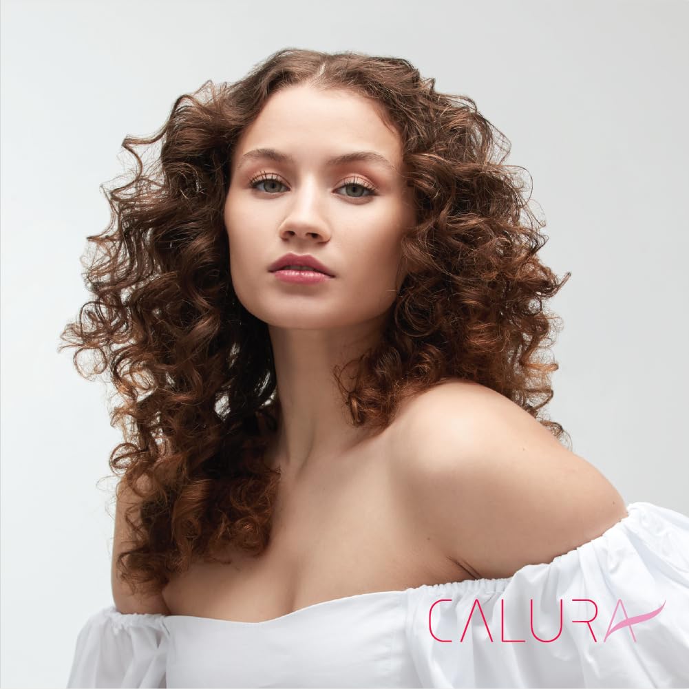 Oligo Professionnel Calura Curl Balm texture shot showing creamy formula for effortless styling.