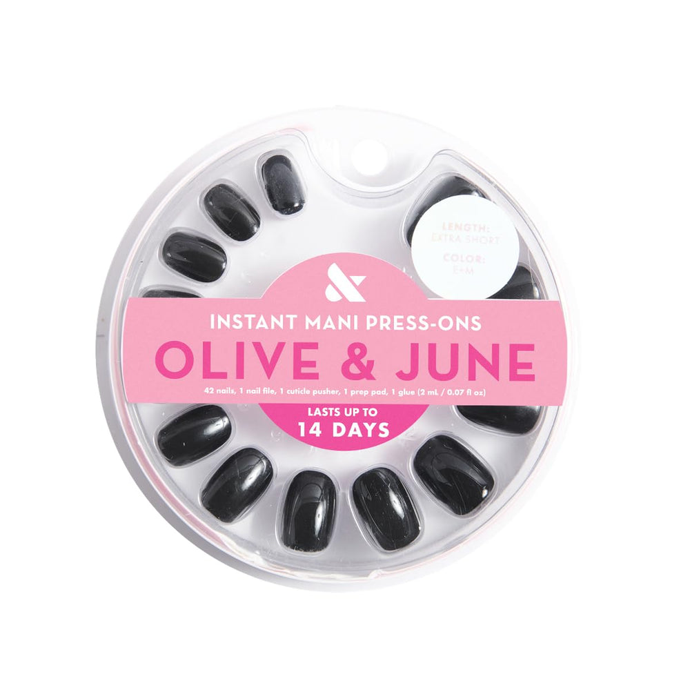 Olive &amp; June Instant Mani nails kit with 42 nails in 21 sizes for a customizable fit.