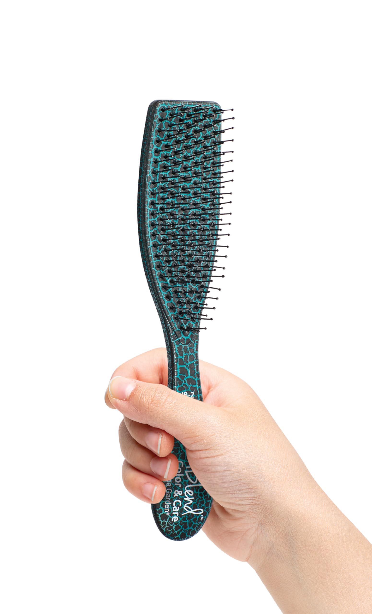 Olivia Garden iBlend even distribution reduces gaps during color treatments.