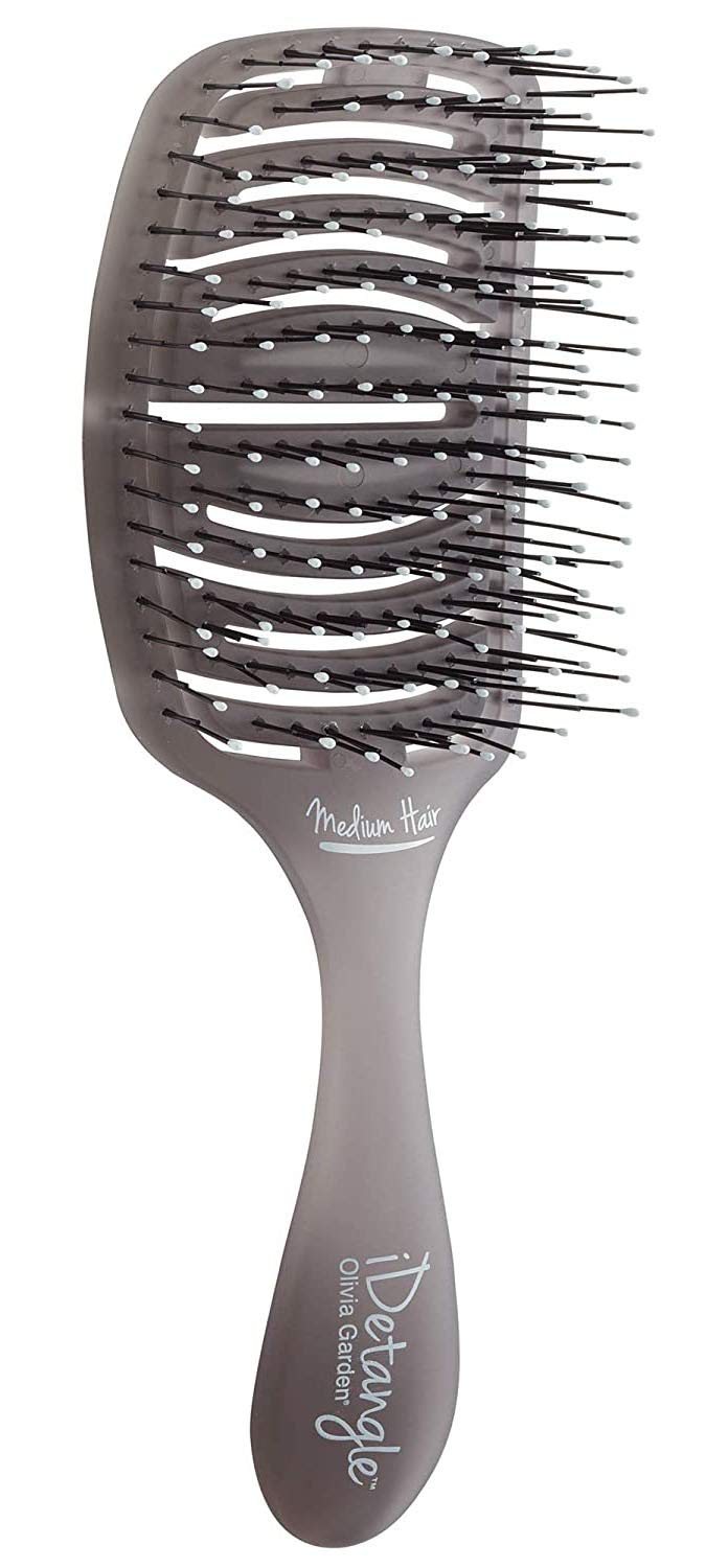 Olivia Garden iDetangle brush glides through wet hair for easy detangling.