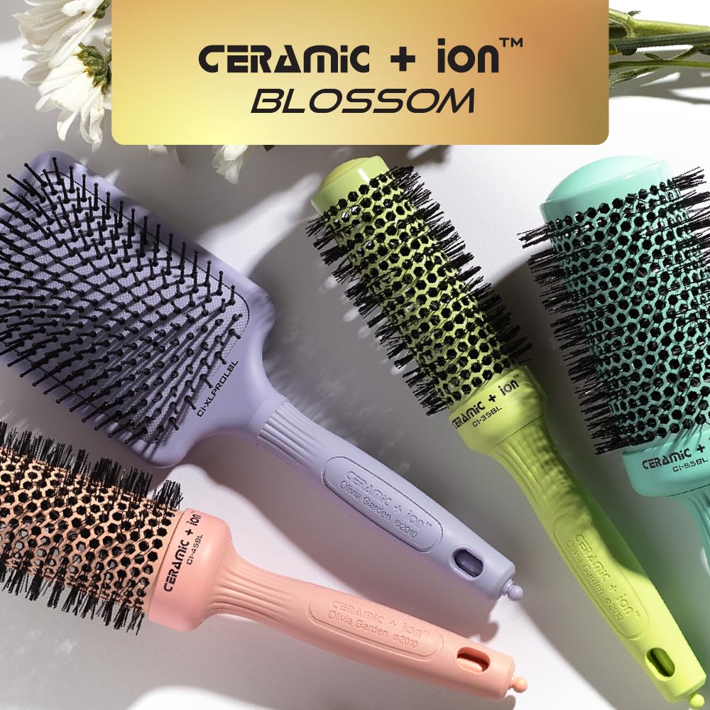 Olivia Garden professional pink brush ideal for normal to thick hair.