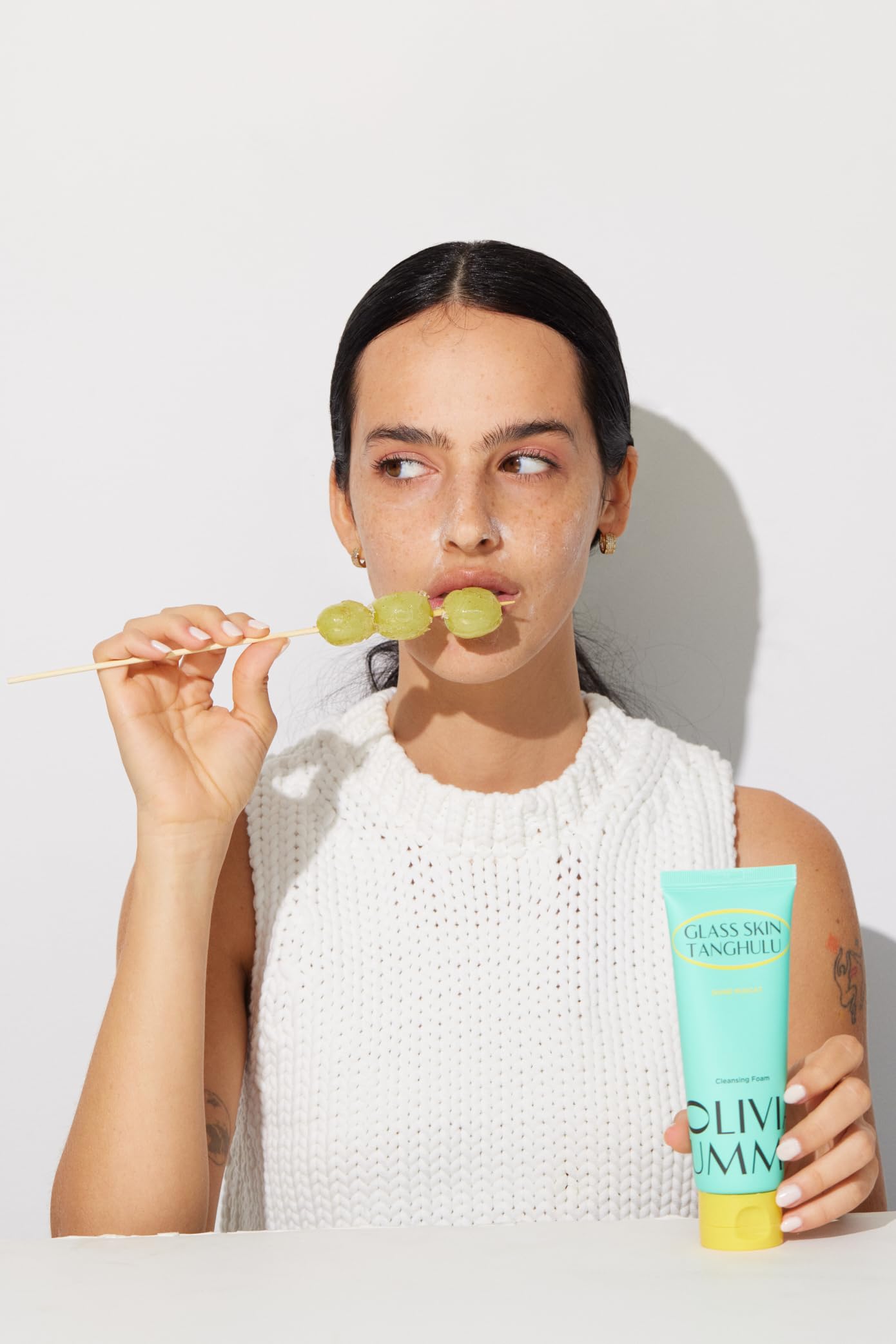 OLIVIAUMMA 120ml bottle for easy everyday cleansing and hydration