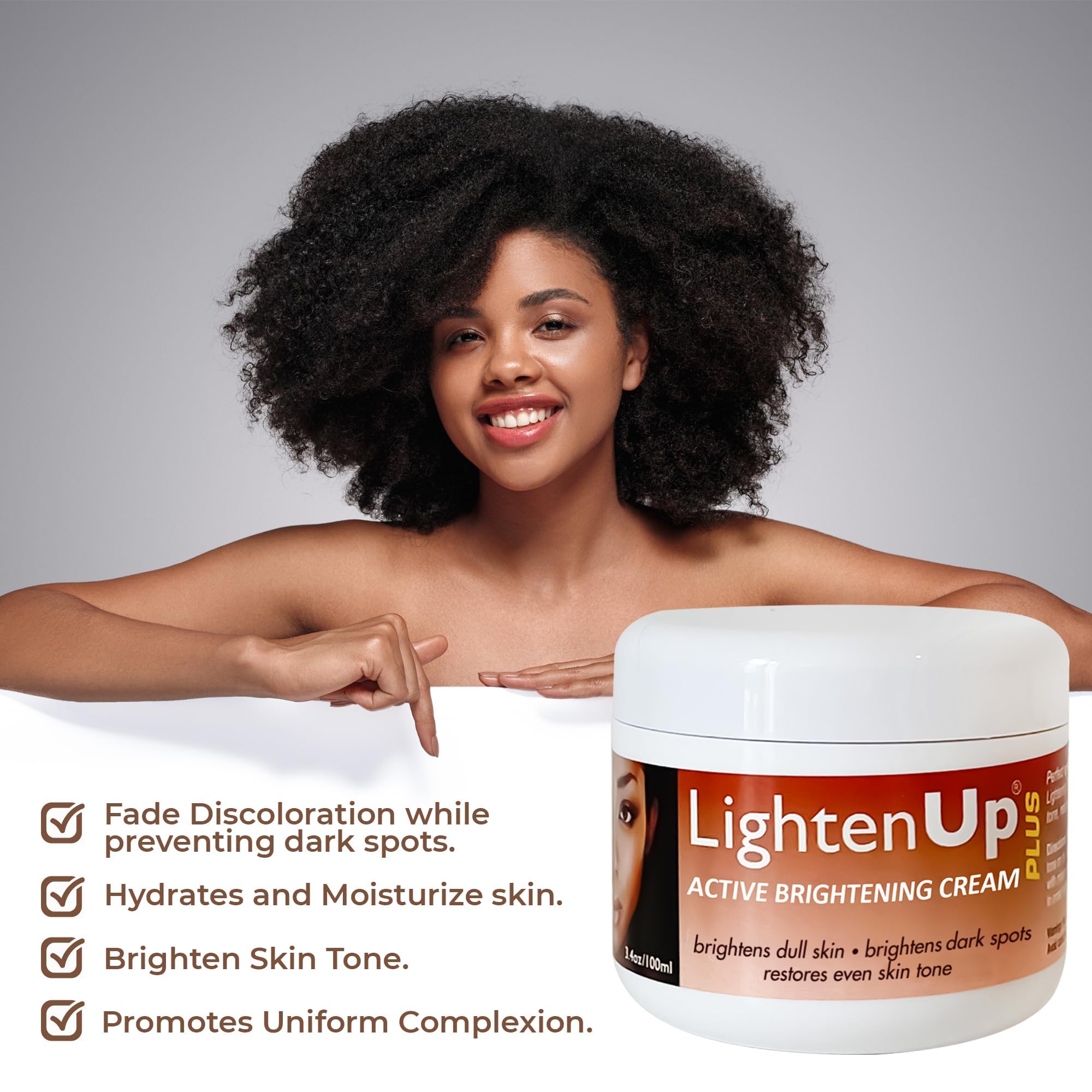 OMIC Lighten-Up Plus ingredients highlight Jamaican castor oil and shea butter nourishing skin.