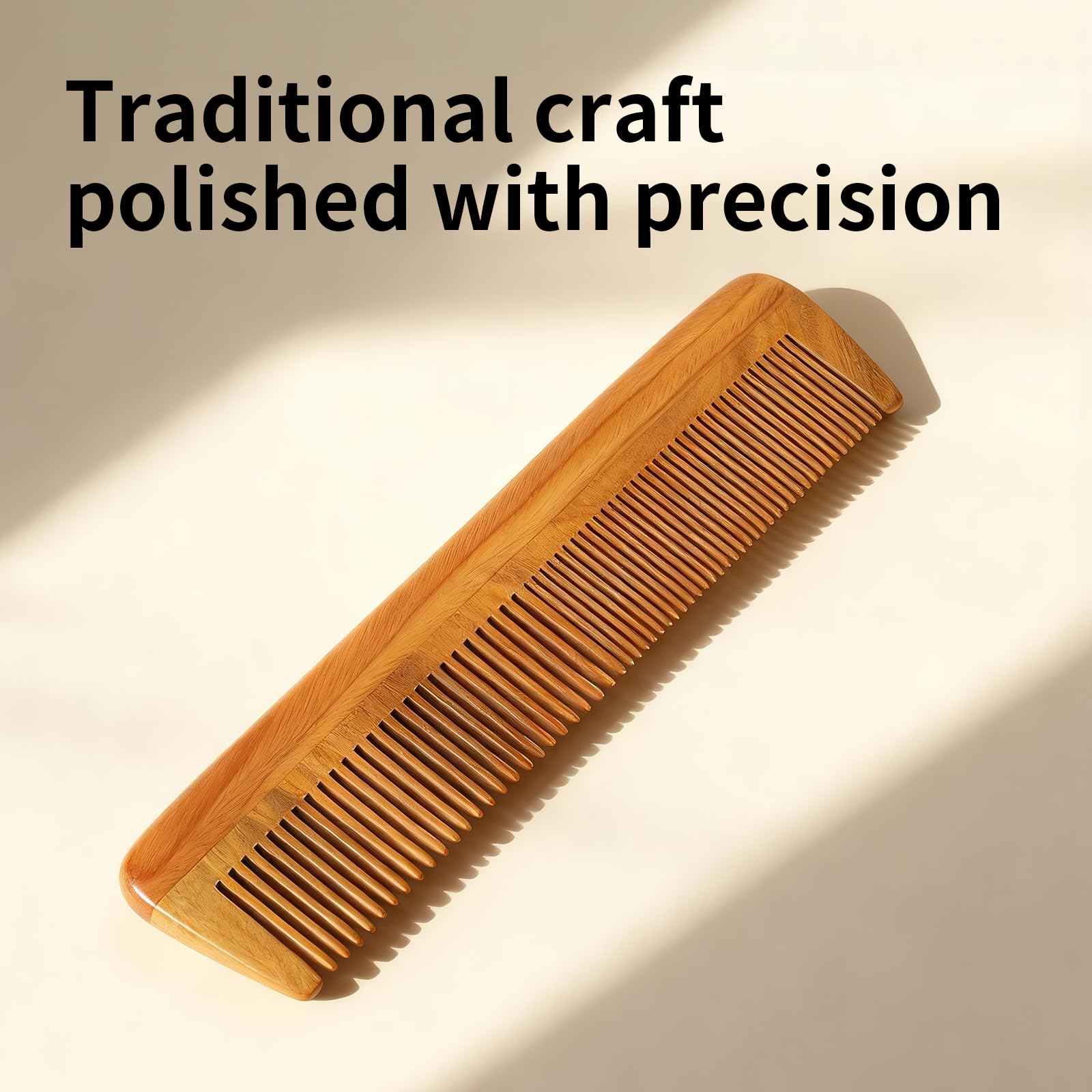 Onedor leather case with comb keeps the tool protected during travel.