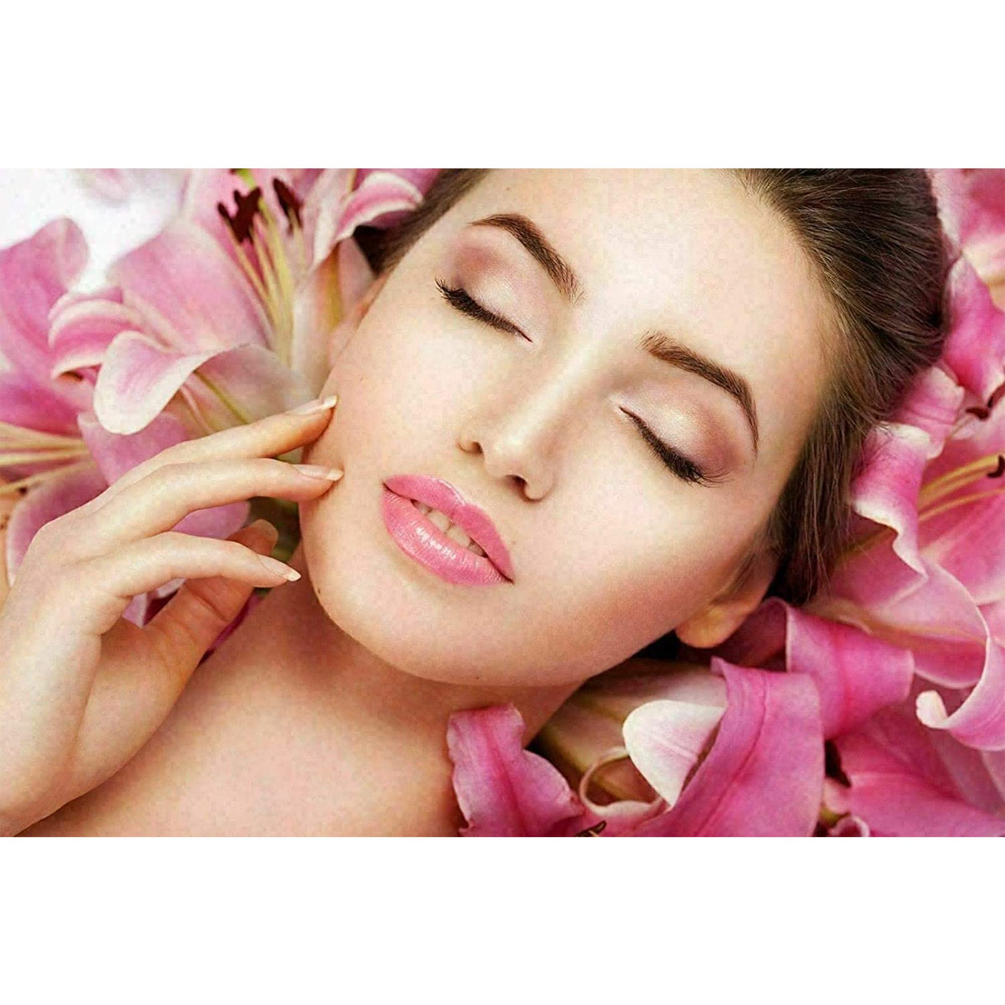 OPO rose hydrosol rose-closeup captures soothing aroma and floral purity.
