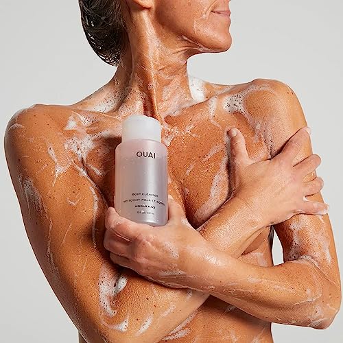 OUAI Melrose Place jojoba oil droplets for non-greasy moisture