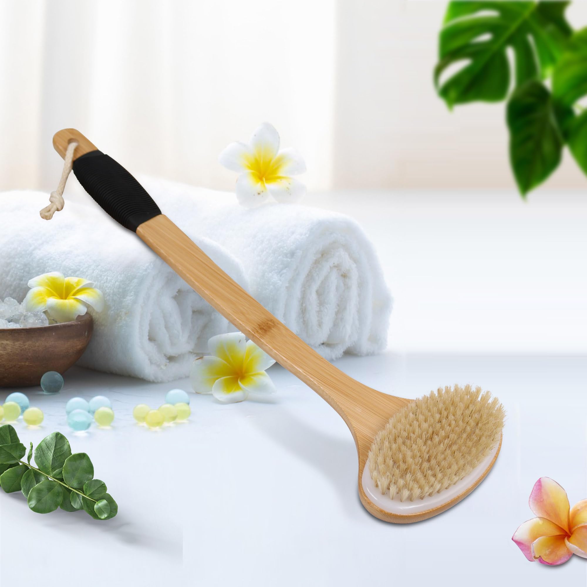OWIIZI back scrub brush suitable for dry use with gentle massage.
