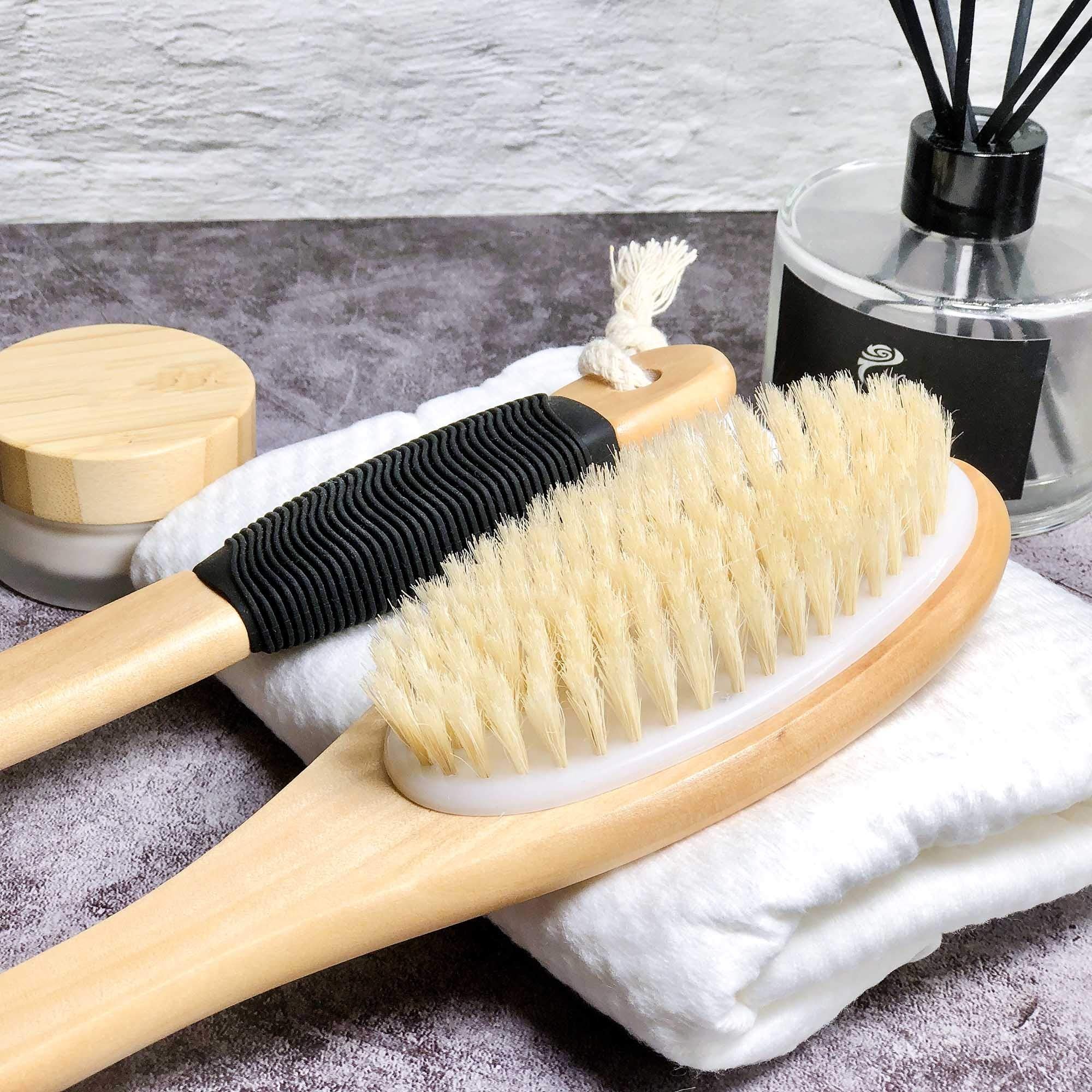 OWIIZI bath brush dirt and oil removal for refreshed skin