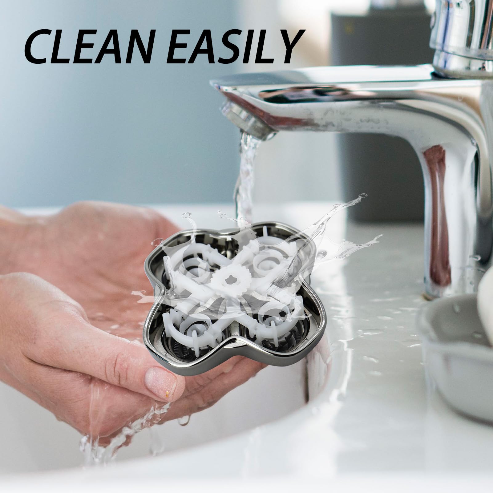 OXSITO Pro 4 detachable head makes cleaning quick and thorough after each shave.