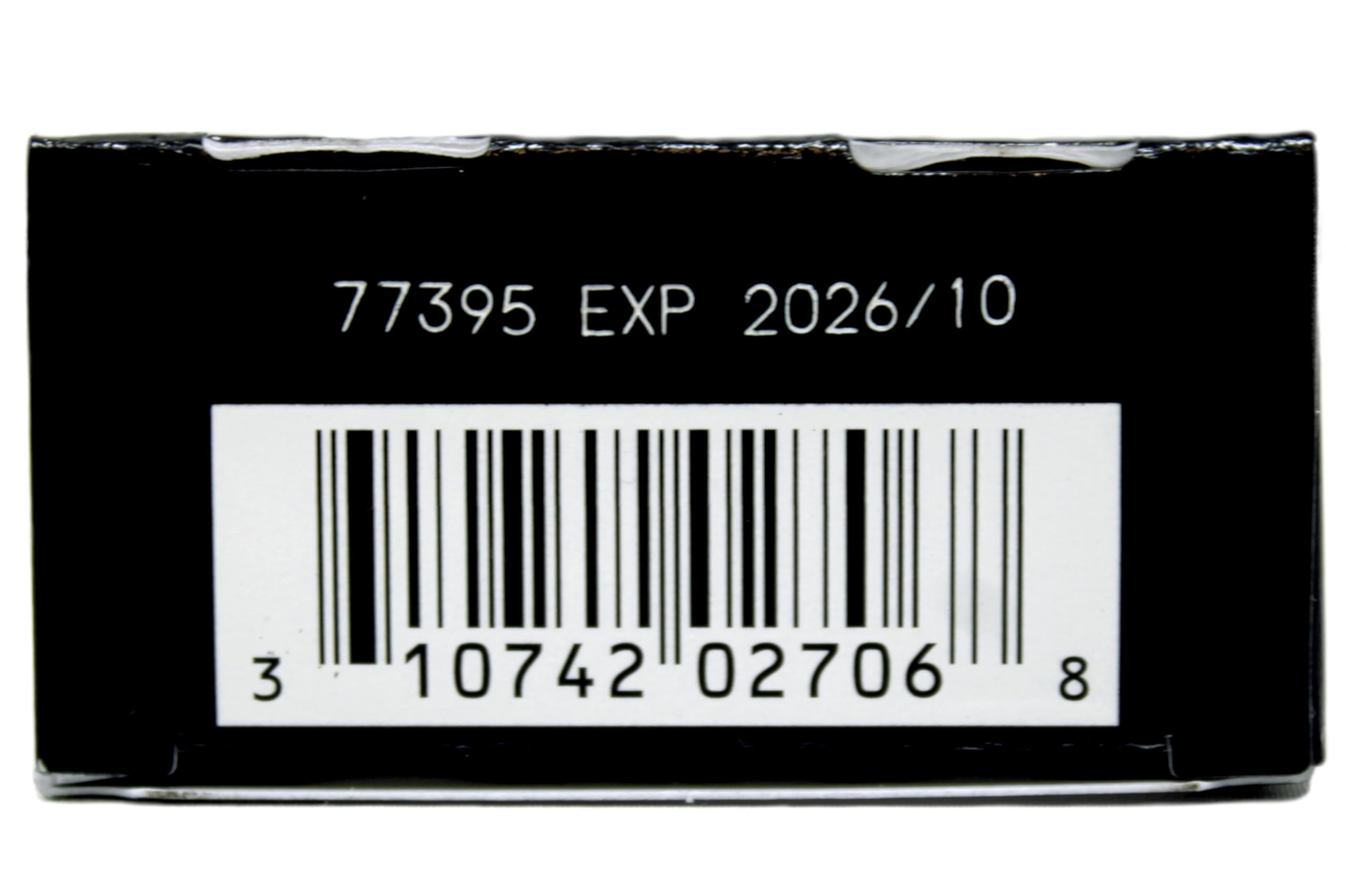 Oxy tube with box in flatlay to display packaging and branding