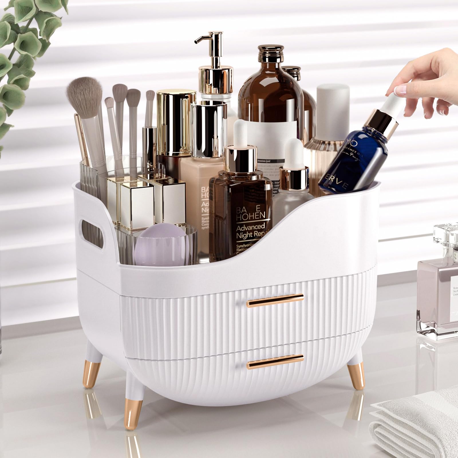 Pajiriona makeup organizer with handle for easy room-to-room transport
