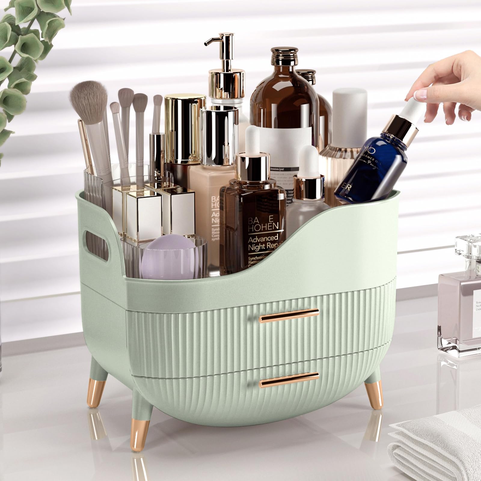 Pajiriona organizer features a nonslip base for stable use on slick countertops.