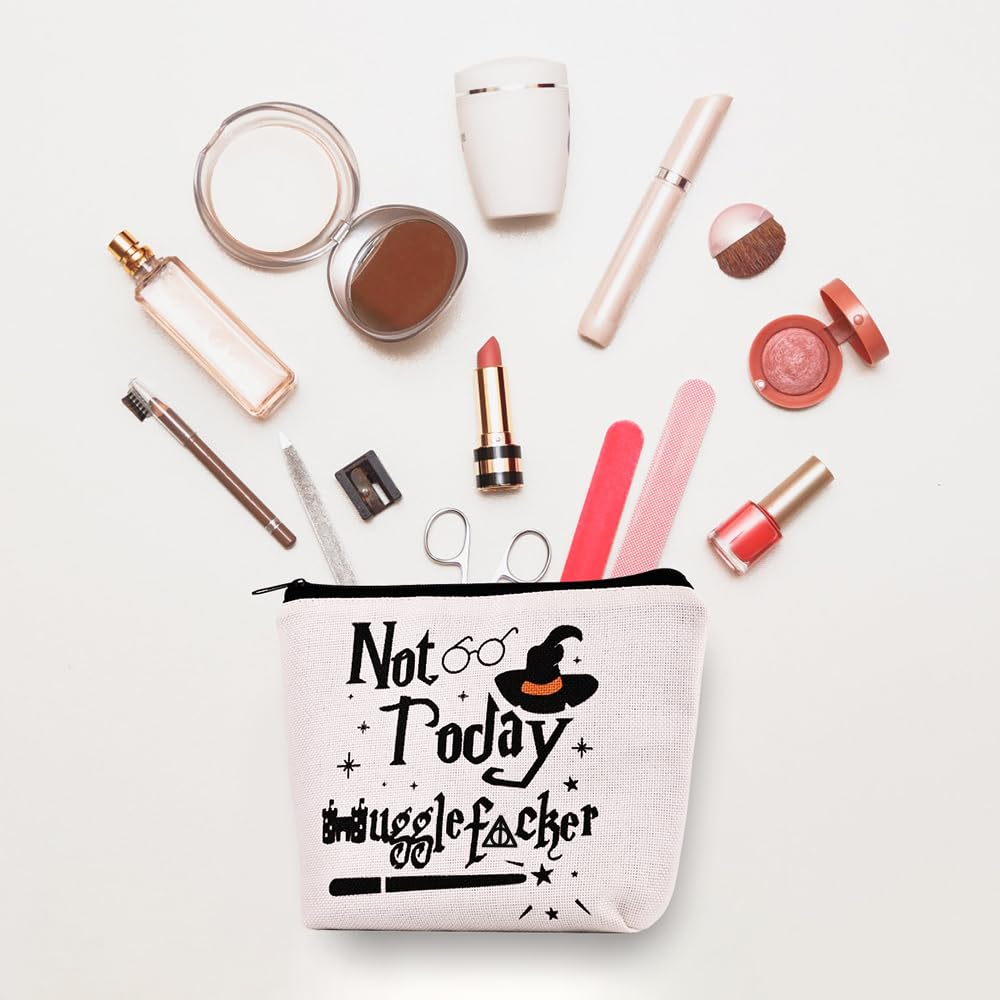 Paliboiu Magic Wizard makeup bag shows a spacious compartment for daily cosmetics and tools.