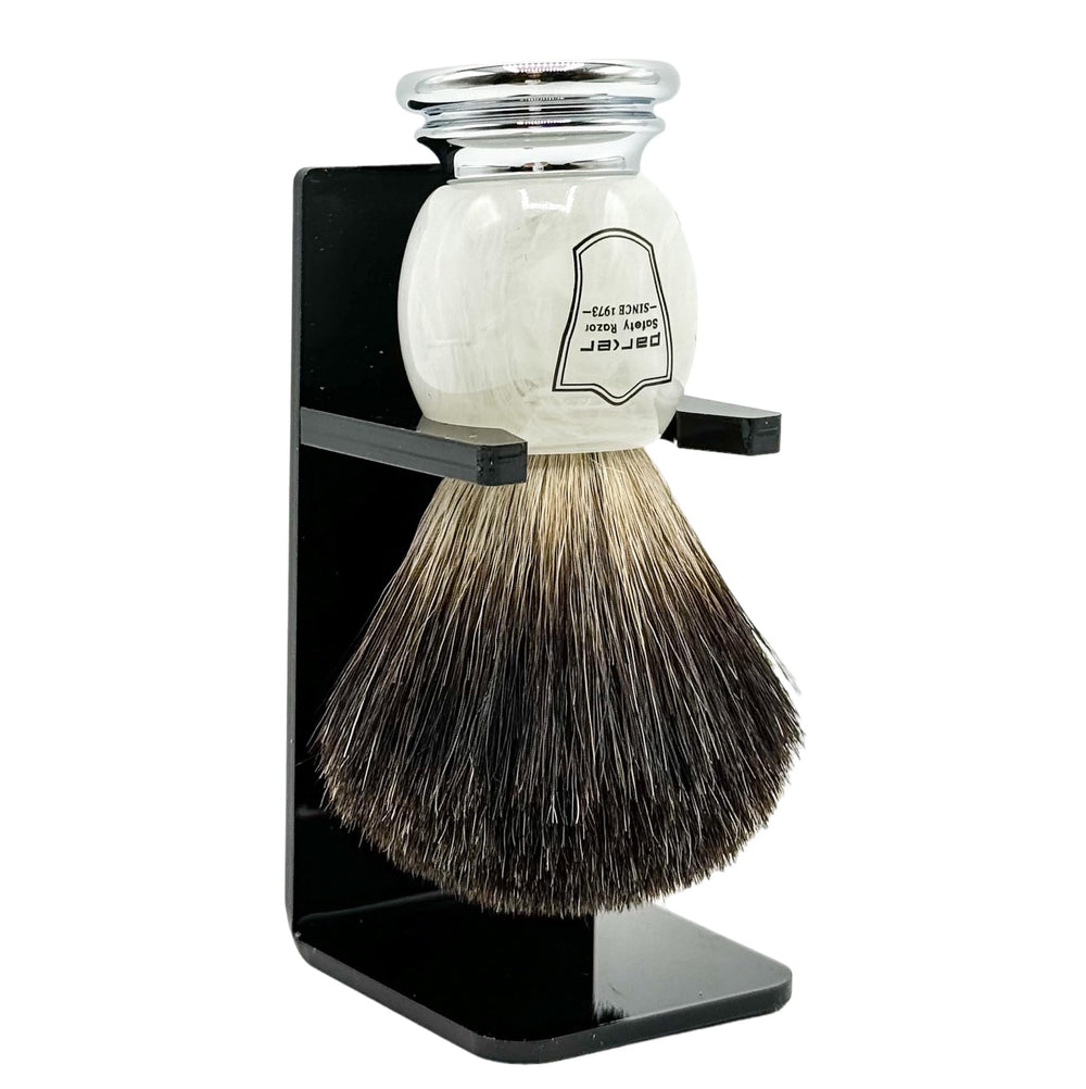 Parker 100% Black Badger Bristle Brush ivory marbled handle offers comfortable grip.
