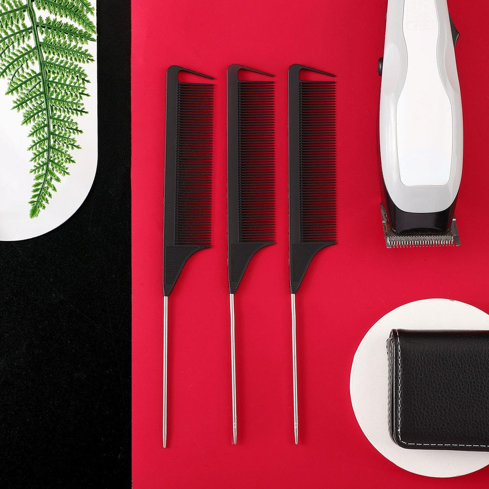 Patelai multi-use comb for straight or curly hair to set styles.