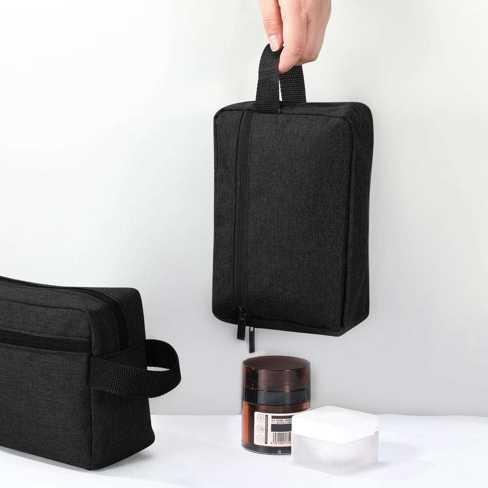 Paterr unisex toiletry bag in black suitable for any traveler