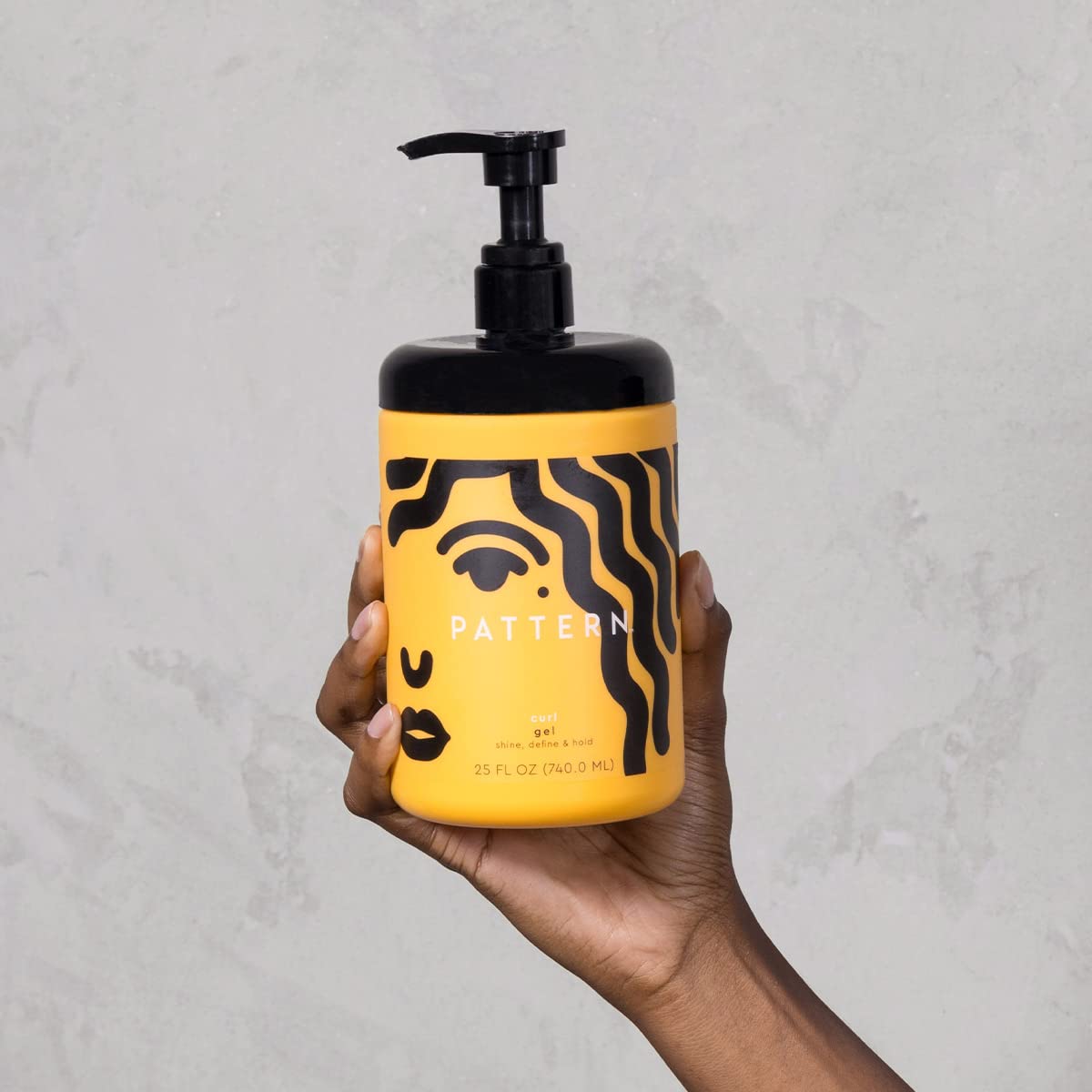 PATTERN Beauty Curl Gel ingredients close-up emphasizes Aloe, Coconut Oil, Cacay Oil benefits.