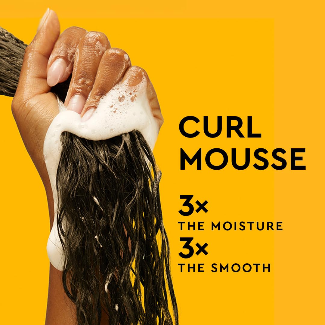 PATTERN Beauty Curl Mousse bottle side highlights easy-to-apply foam for wash-and-go styles.