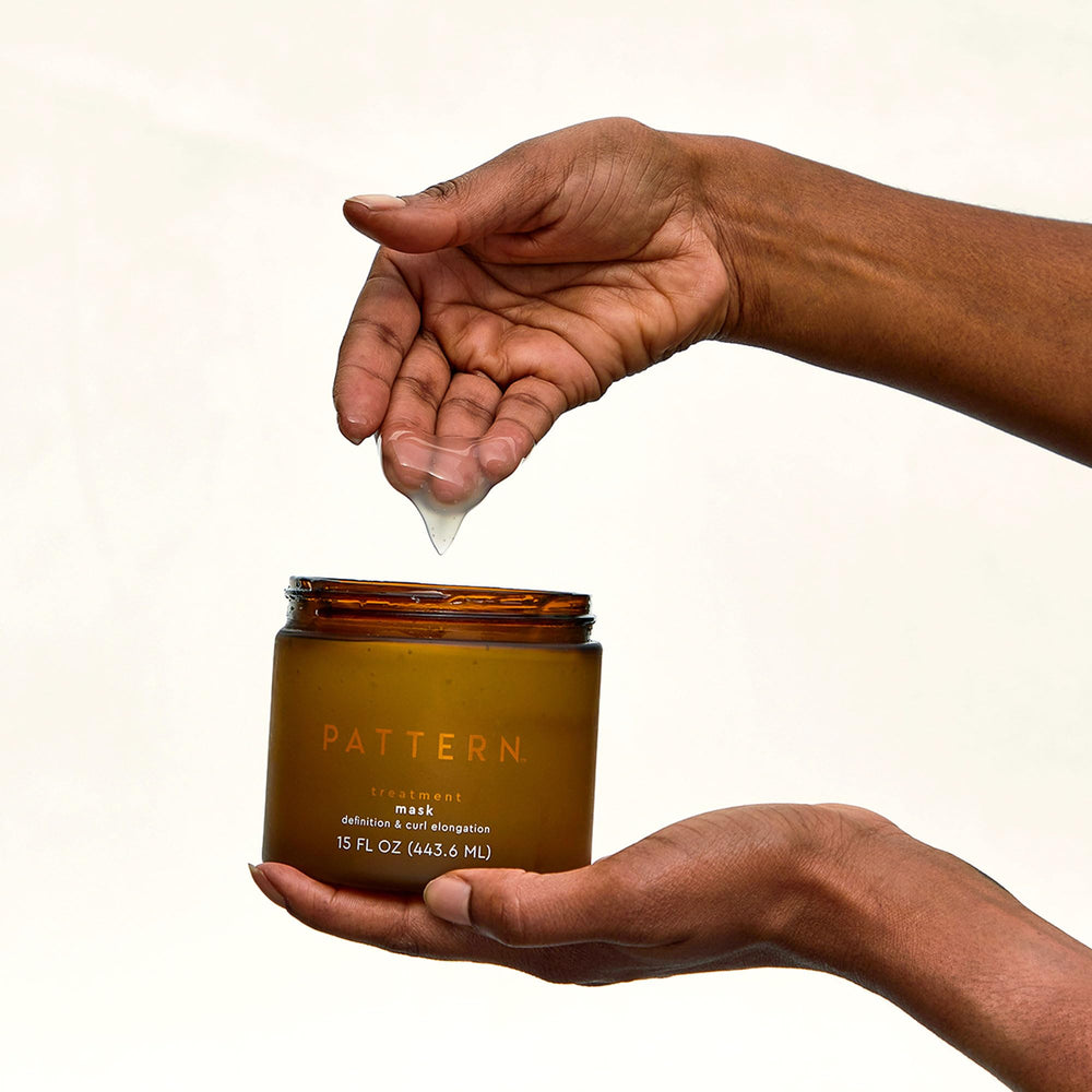 PATTERN Treatment Mask hibiscus and moringa extracts fortify curls.
