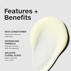 Closeup of The Detangler label highlighting grapeseed oil and carrot extract