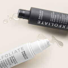 Paula's Choice 2% BHA liquid bottle clarifies pores and controls shine.