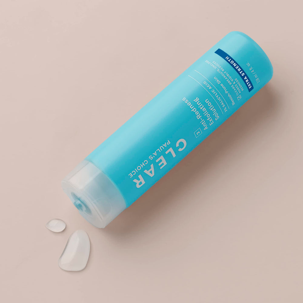 Paula's Choice Clear Exfoliator apply-on-skin demonstrates easy daily use for smoother skin.