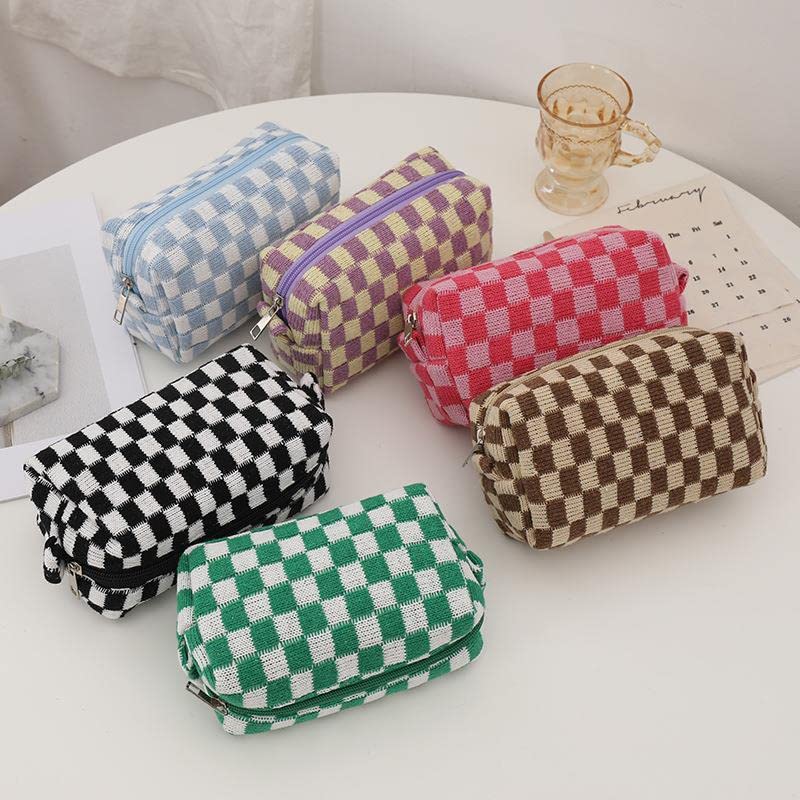 PAZIMIIK checkered bags arranged for easy travel organization and access