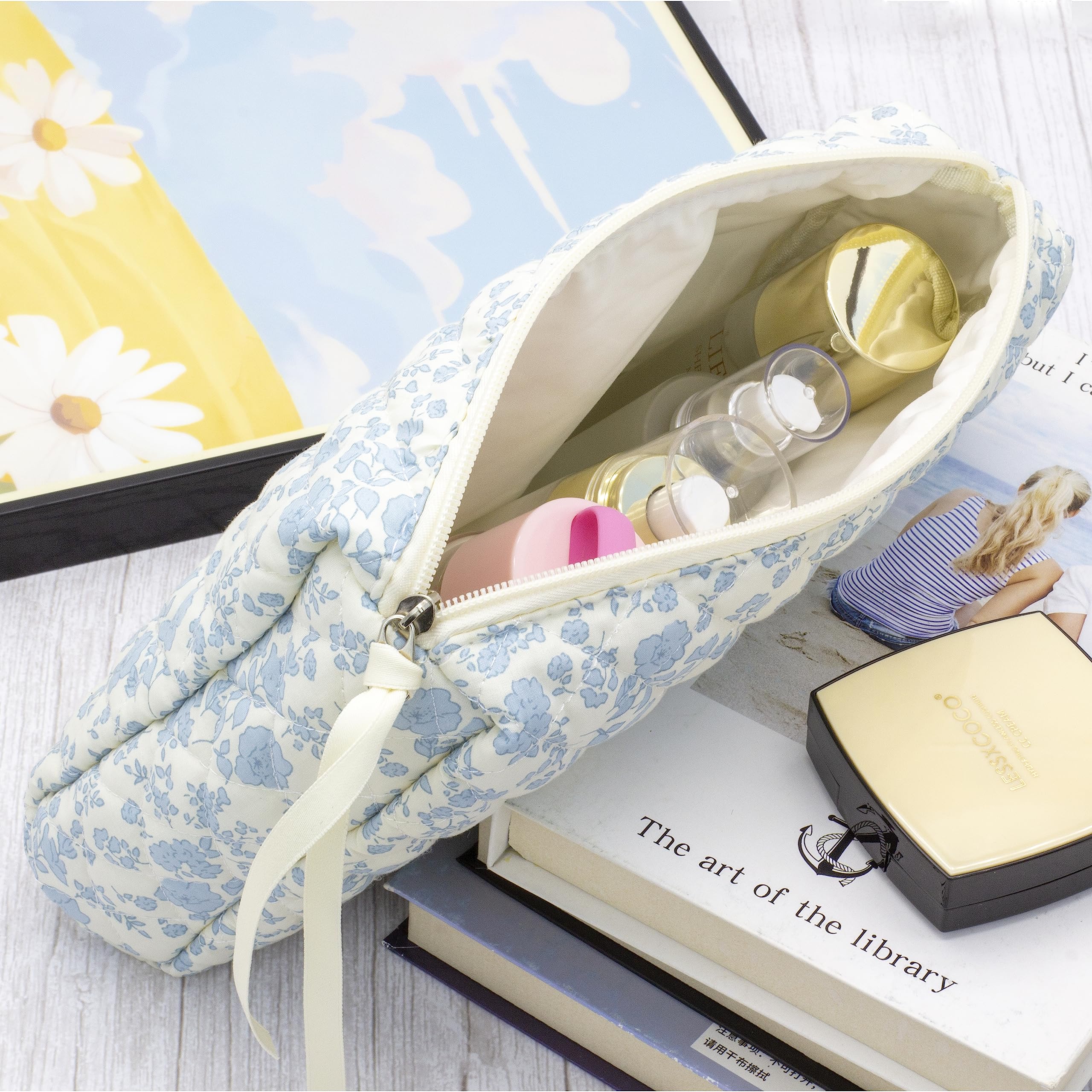 PAZIMIIK quilted makeup bag main compartment for easy access to cosmetics