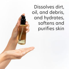 PCA SKIN Daily Cleansing Oil on dry skin demonstrates nourishing, moisturizing lather.