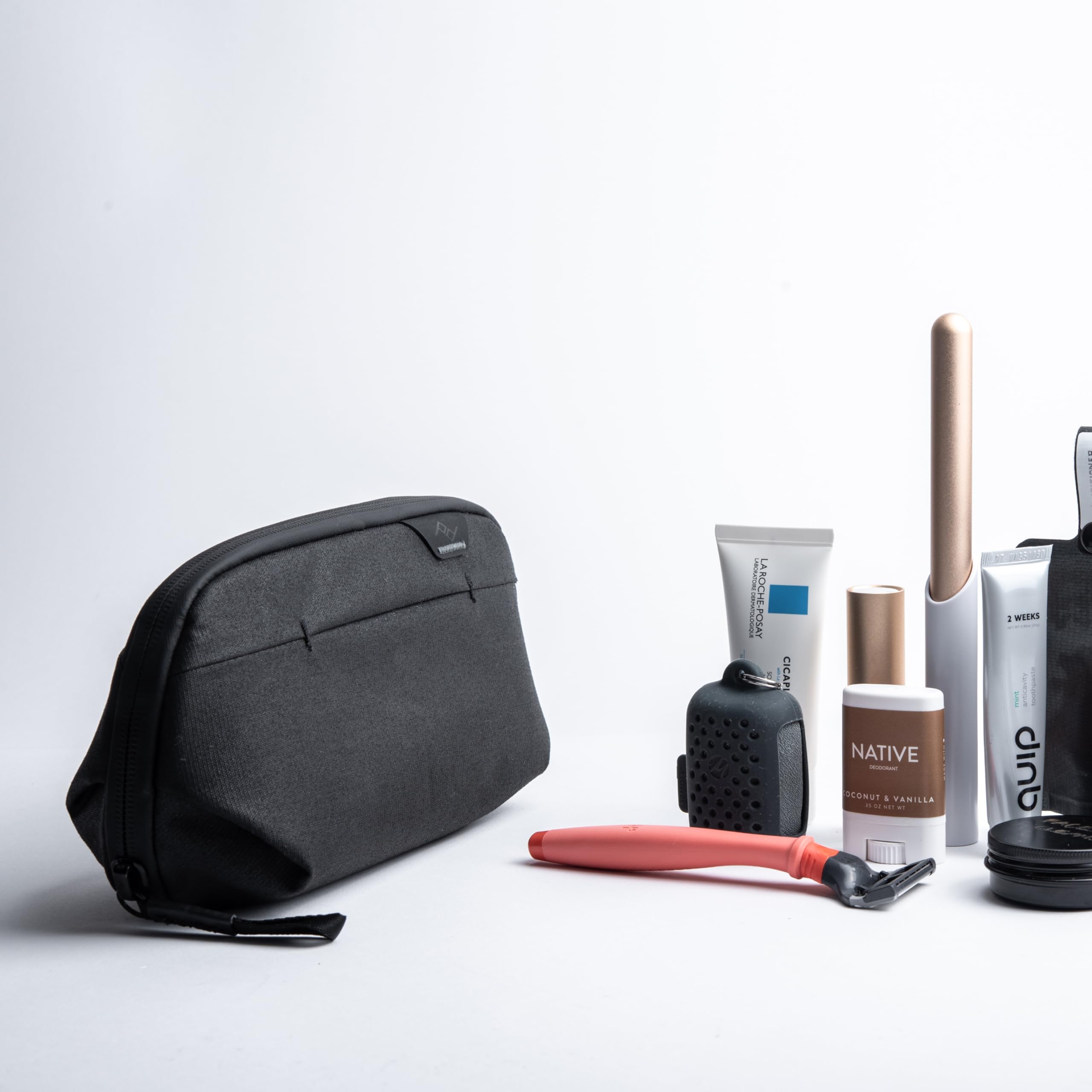 Peak Design Small Wash Pouch easy cleaning after spills and leaks.