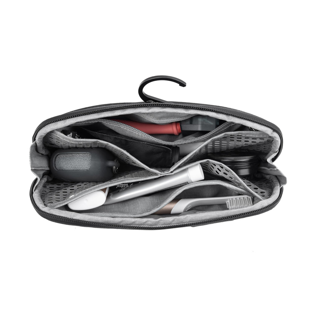 Peak Design Small Wash Pouch magnetic toothbrush pocket for travel-ready hygiene.